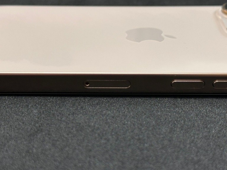 Apple iphone 16 pro 128gb Код:01-201063544. Зображення 5