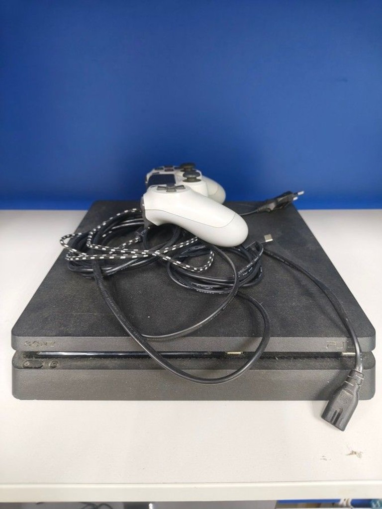 Купити Sony playstation 4 slim 500gb Б/У
