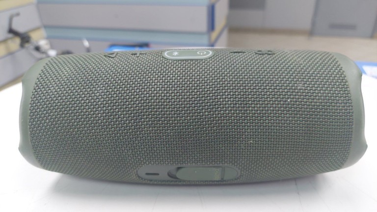 Оголошення Jbl charge 5 Б/У