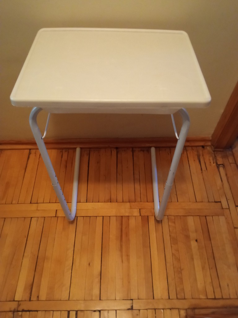 Оголошення Table Mate II Білий Б/У