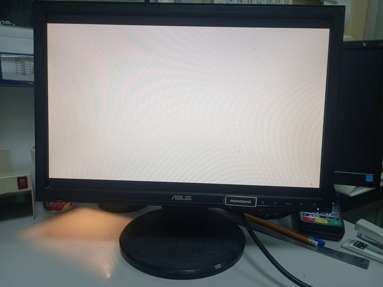 Купить Asus vw193d-b black Б/У