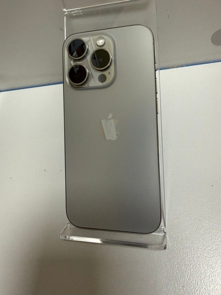 Купить Apple iphone 15 pro 256gb Б/У