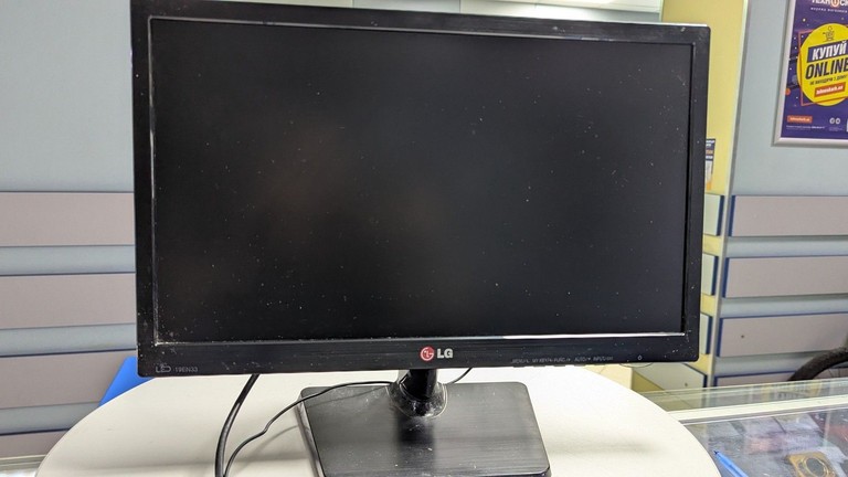 Оголошення Lg 19en33sa Б/У