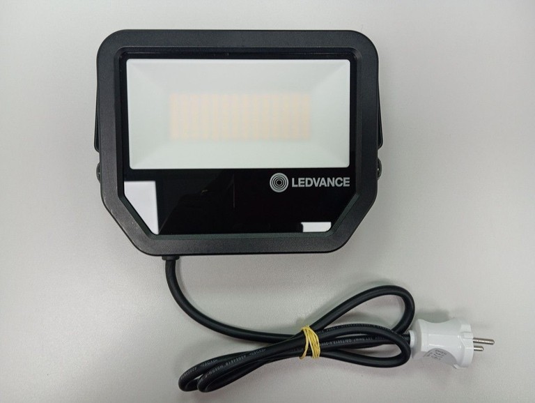 Объявление Ledvance fl50p 41w 6klm 840 ps sy100 bk Б/У
