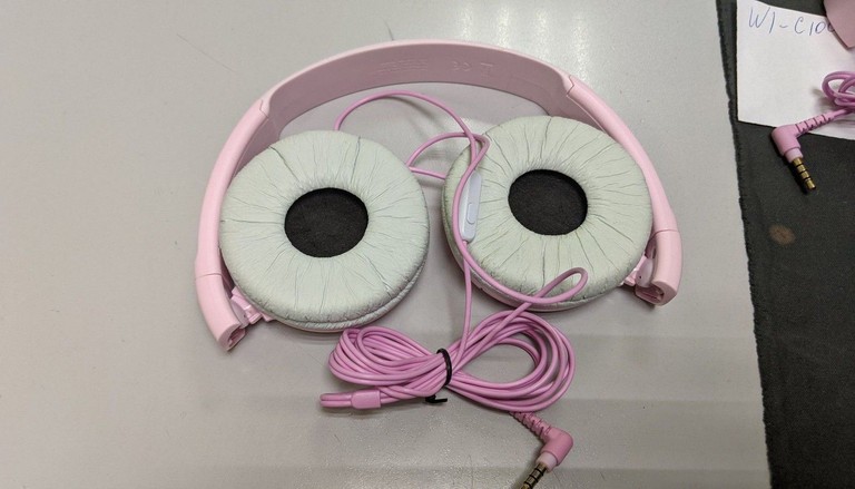 Дешево Sony mdr-zx110ap з ломбарду