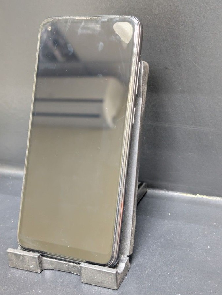 Дешиво Samsung galaxy a11 2/32gb sm-a115f с ломбарда