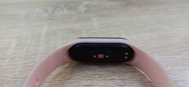 Розпродаж Xiaomi Mi Smart Band 4 Black, продавець Техноскарб