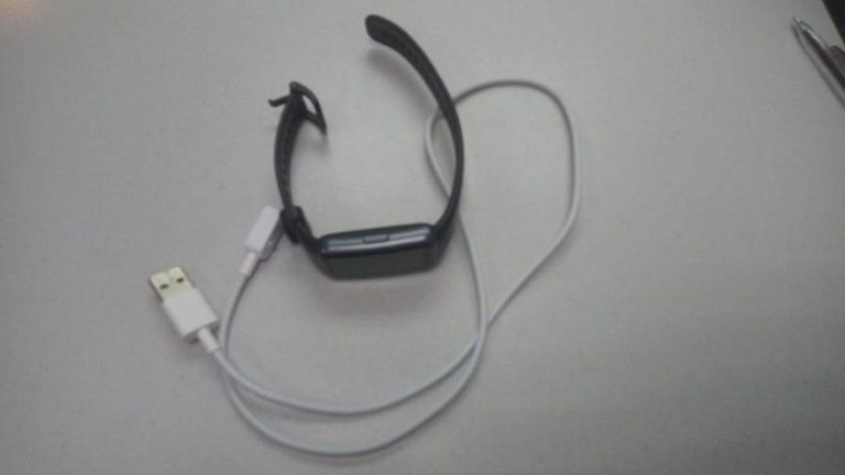 Дешево Huawei honor band 6 fra-b19 з ломбарду