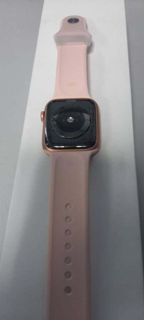 Apple watch series 5 44mm aluminum case