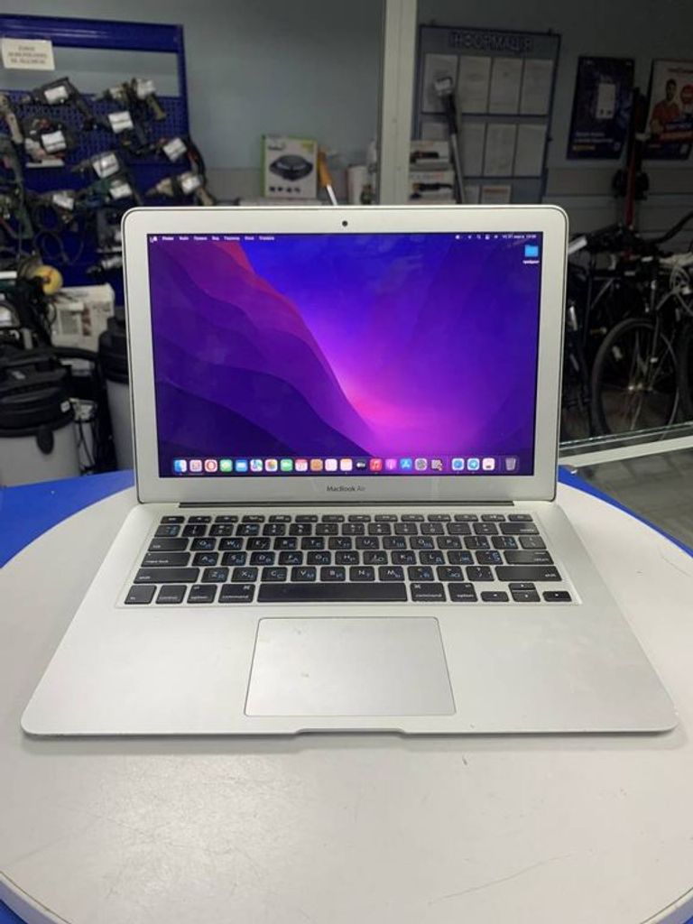 Apple Macbook Air a1466/ core i5 1,6ghz/ ram4gb/ ssd128gb/ intel hd6000