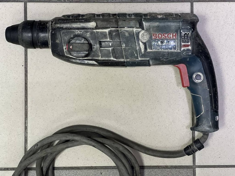 Bosch gbh 2-24 dre