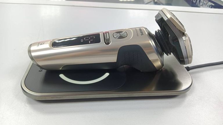 Philips Shaver series 9000 Prestige SP9883/36