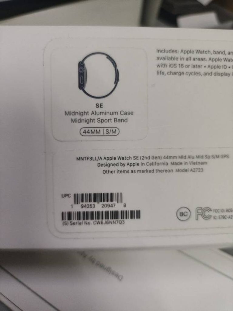 Apple watch se 2 gps 44mm aluminum case with sport