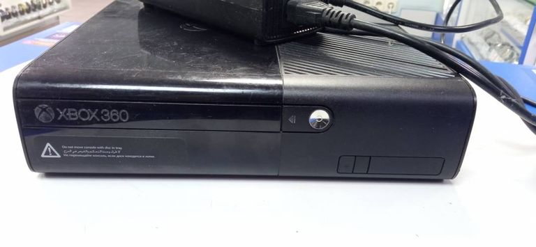 Microsoft xbox360 slim 250gb