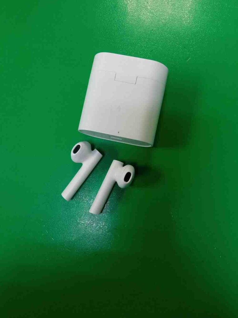 Дешево Xiaomi Mi Air 2s White (TWSEJ05WM/BHR4017CN) з ломбарду