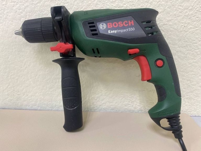Купити Bosch EasyImpact 550 Б/У