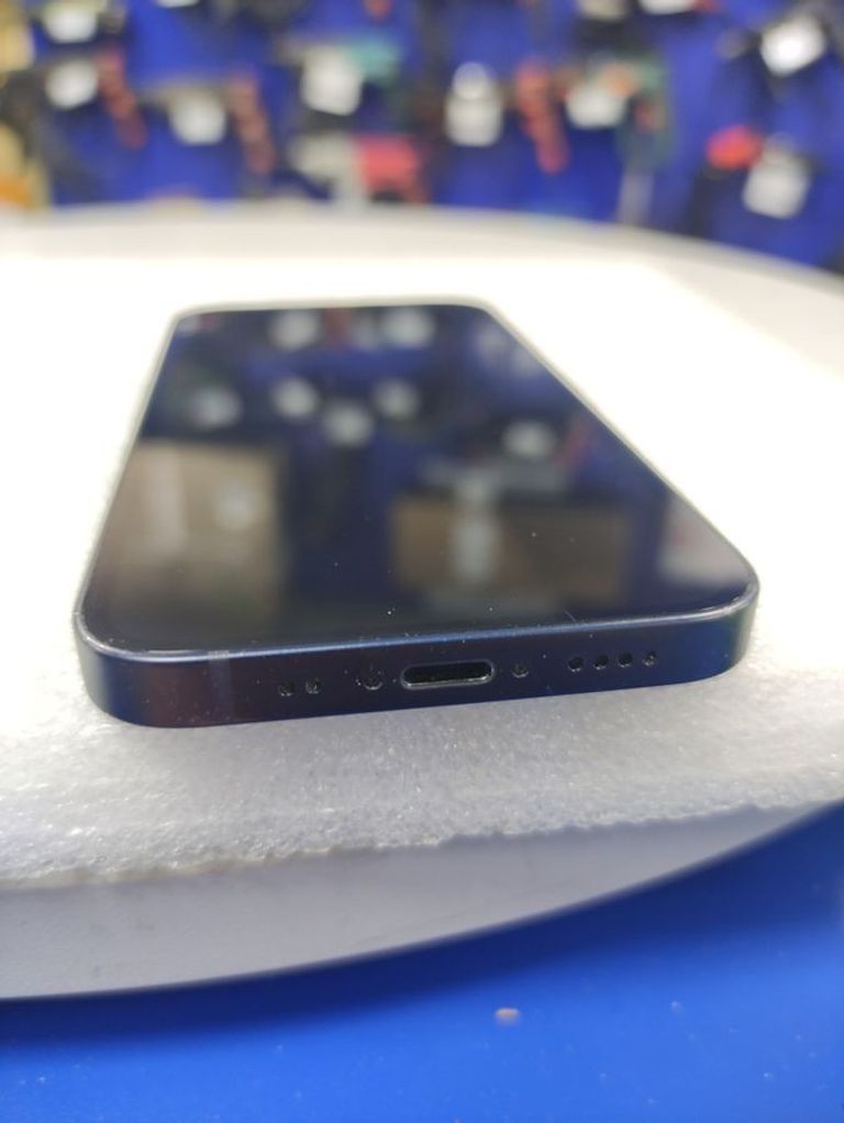 Apple iPhone 12 mini 64GB (PRODUCT)RED Код:01-200489349. Зображення 20