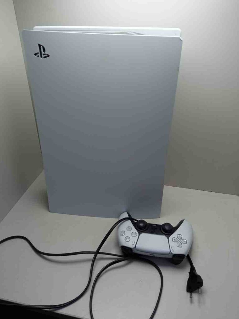 Купити Sony ps 5 cfi-1208a 825gb два джойстика+диск Б/У