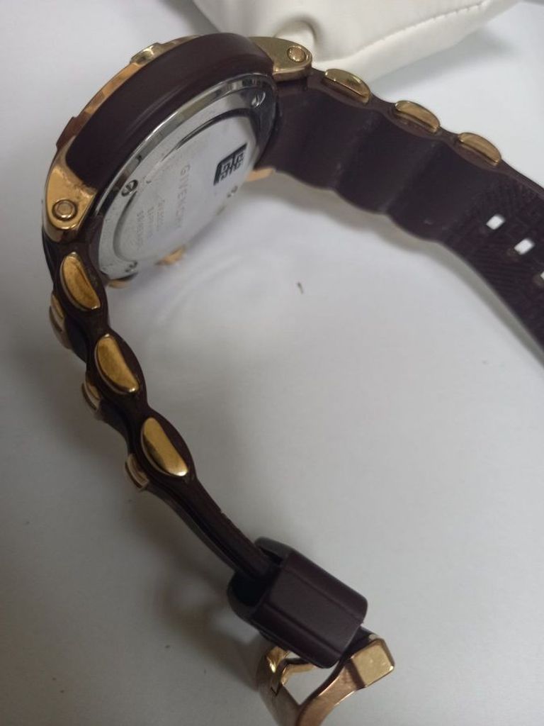 Оголошення Givenchy gv.5213j Б/У