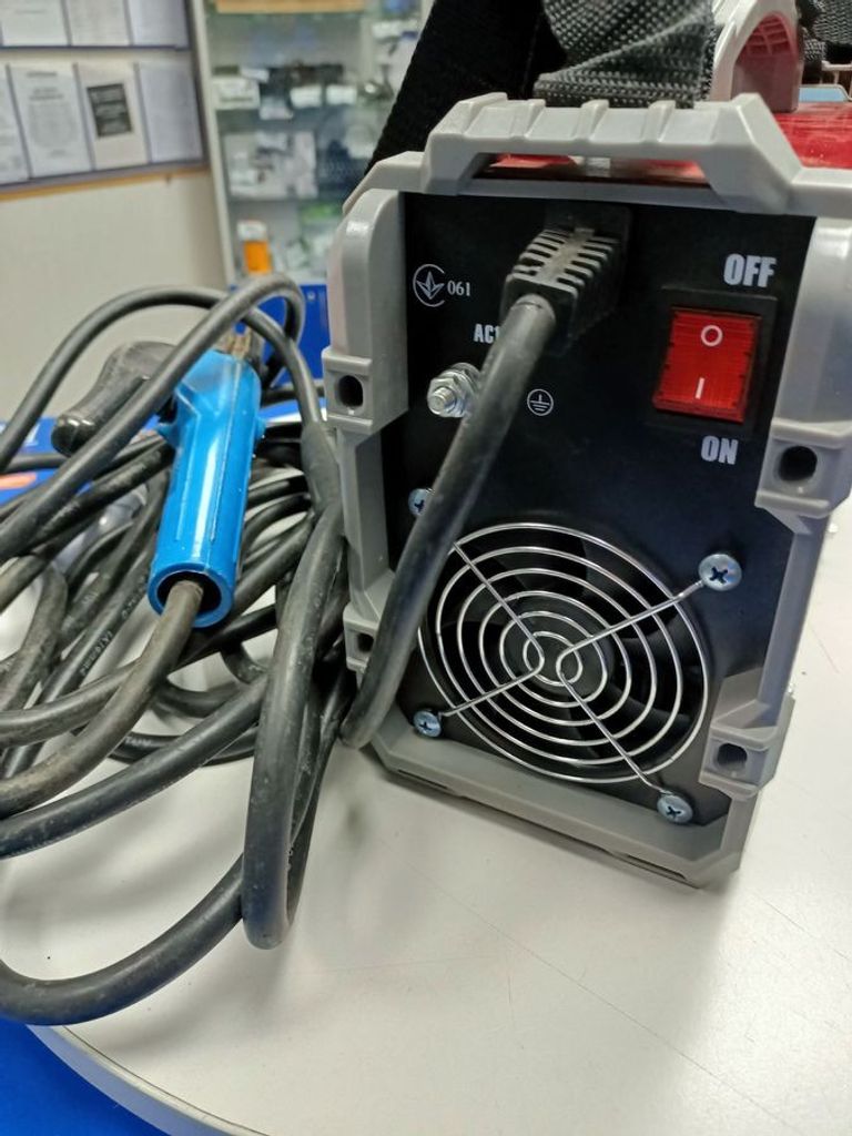 Дешево VITALS Base B 1600 (88888) з ломбарду