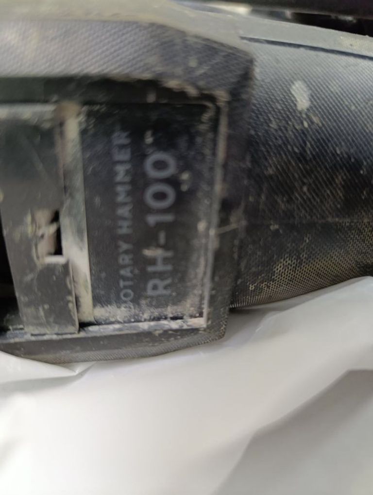 Дешево Dnipro-m RH-100 (49127000) з ломбарду