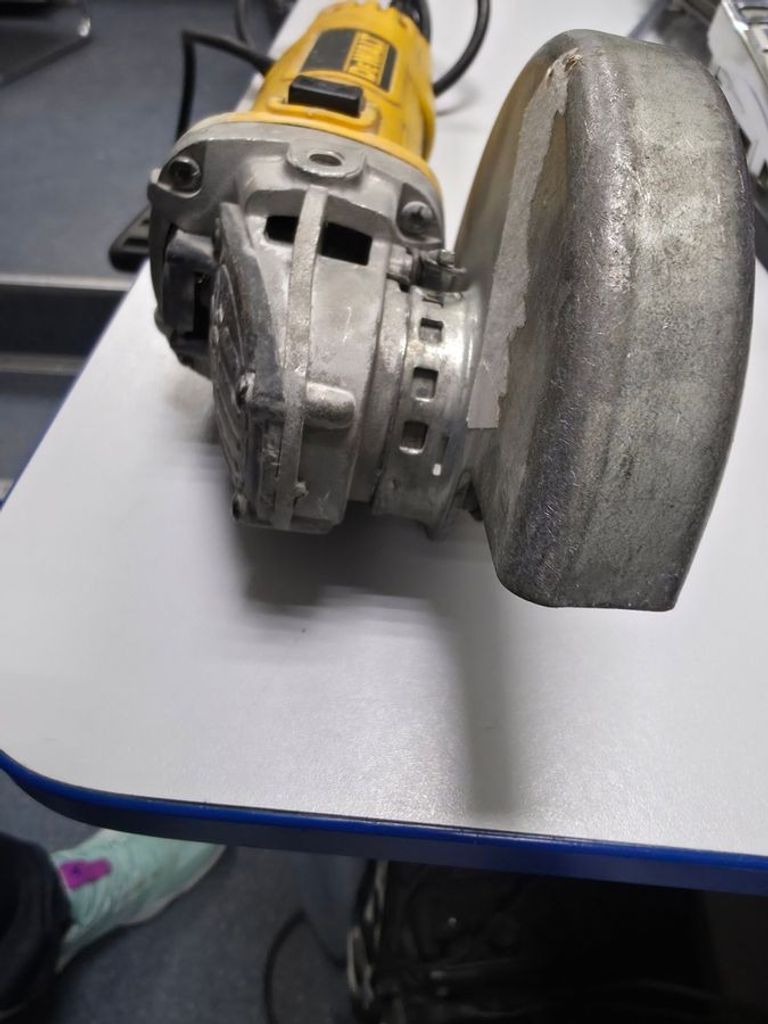 Dewalt DWE4057 Код:01-200778853. Зображення 5