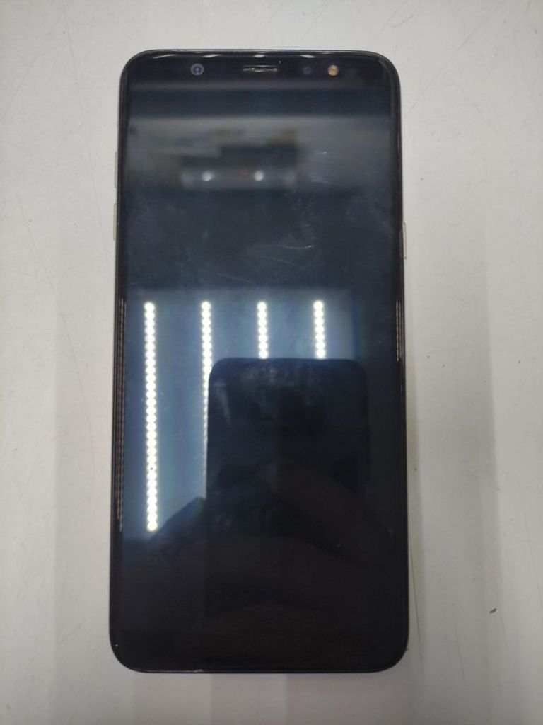 Купити Samsung Galaxy A6+ 3/32GB Gold (SM-A605FZDN) Б/У