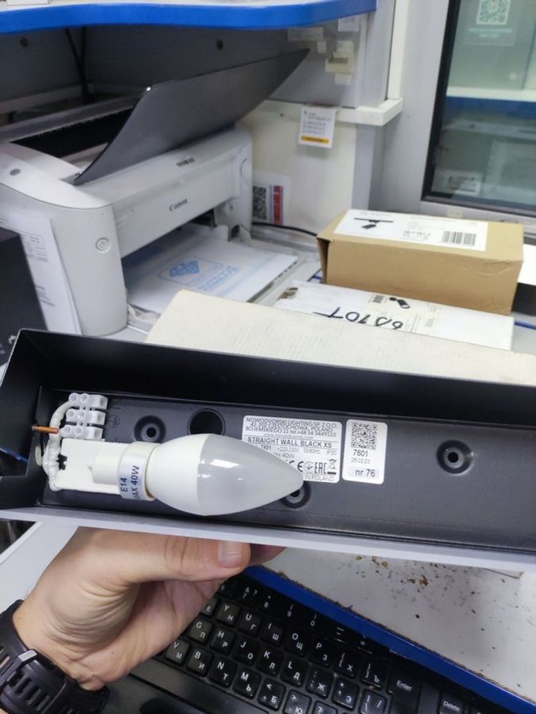 Купити Nowodvorski 7601 straight wall е14 1x10w Б/У