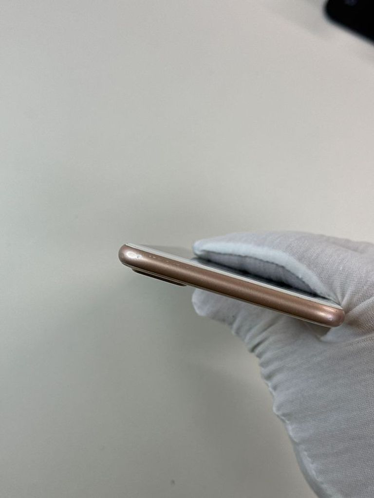 Apple iphone 8 plus 64gb Код:01-200797123. Зображення 14