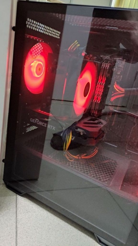 Дешиво Пк intel core i5-12400f/ram 32 gb/hdd відсутній/ssd 1000 gb/nvidia rtx 5060 (geforce) 8gb gddr7 128bit с ломбарда