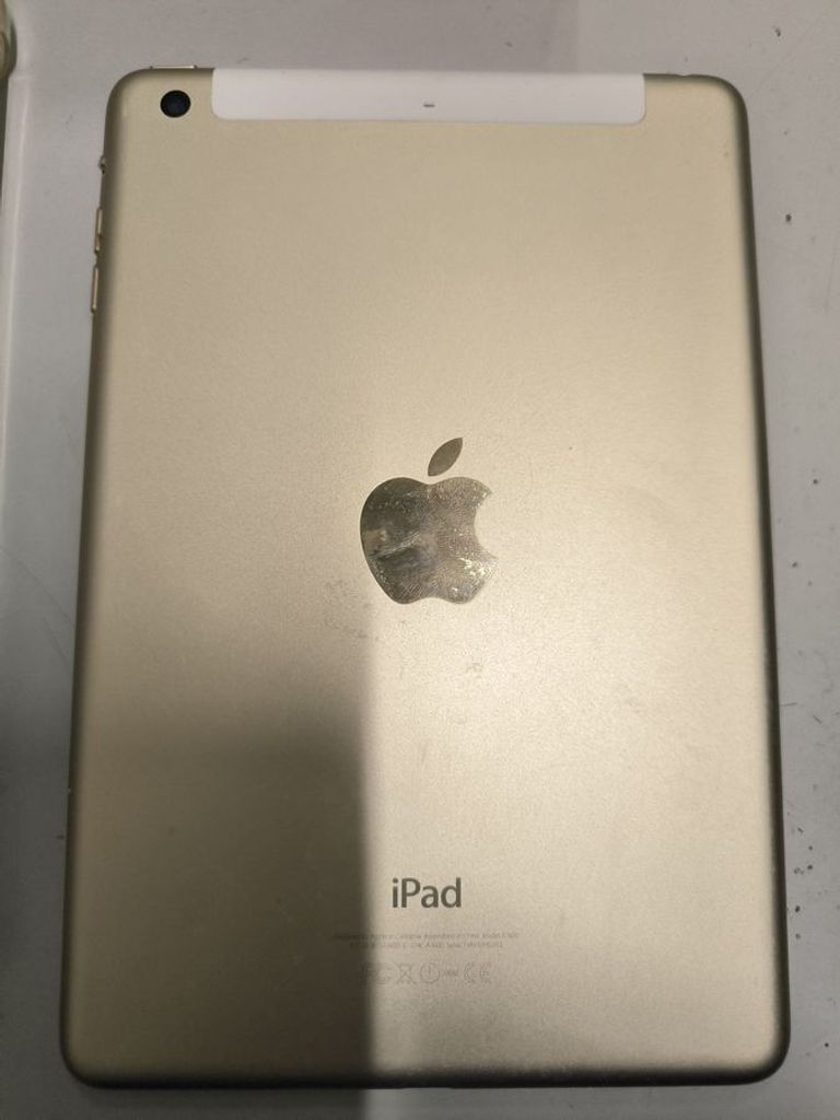 Дешиво Apple ipad mini 3 wifi a1600 16gb 3g с ломбарда