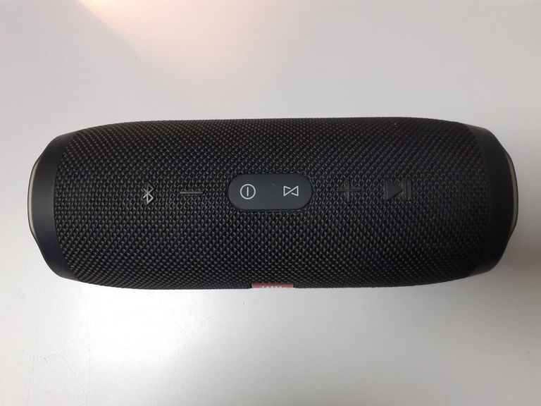 Оголошення Jbl charge 3 Б/У