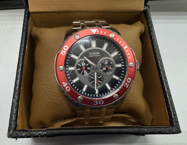 Купить Guess w0179g1 Б/У