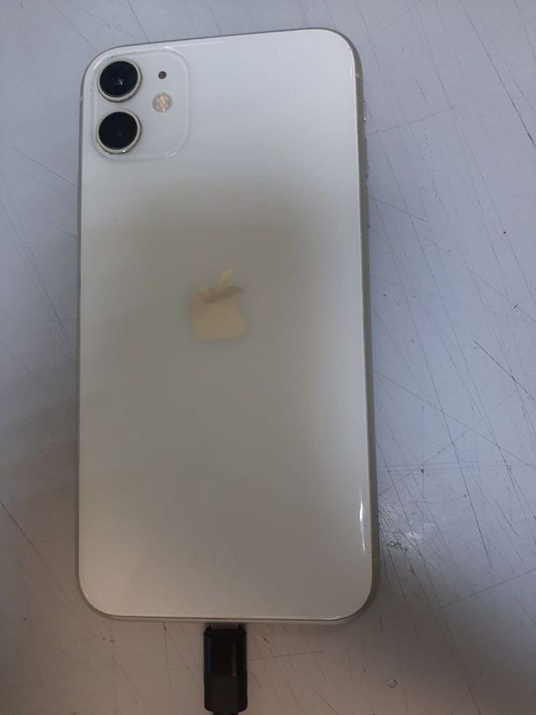 Розпродаж Apple iphone 11 64gb, продавець Техноскарб