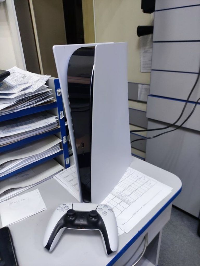 Купити Sony PlayStation 5 Digital Edition 825GB Б/У