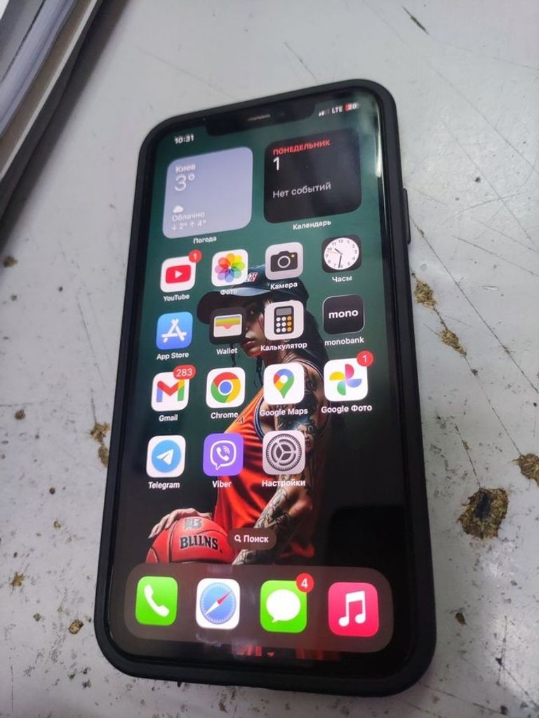 Купить Apple iphone 11 pro max 64gb Б/У