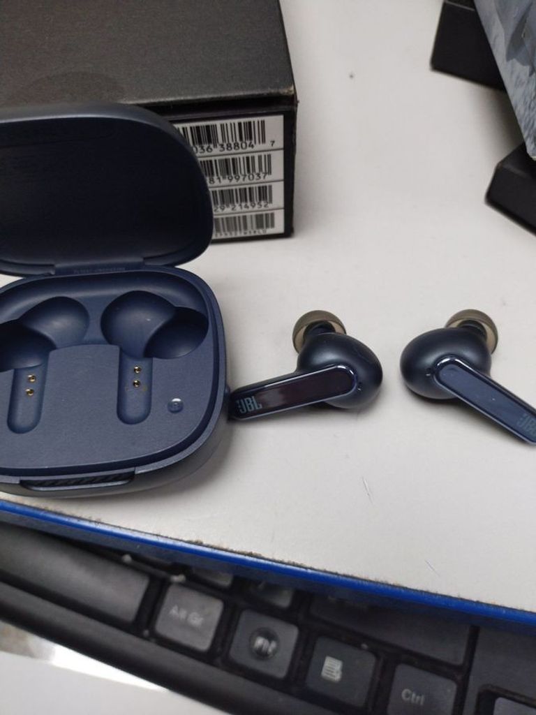 Оголошення Jbl live pro 2 Б/У