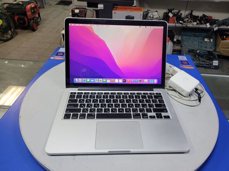Купити Apple macbook pro a1502 екр. 13,3/core i5 2,6ghz/ram8gb/ssd128gb/retina/intel iris Б/У