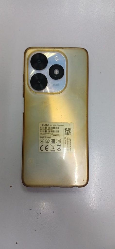 Дешево Tecno spark go 2024 3/64gb з ломбарду