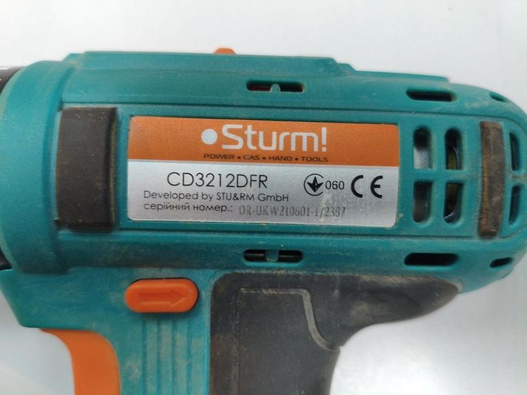 Дешево Sturm CD3212DFR з ломбарду