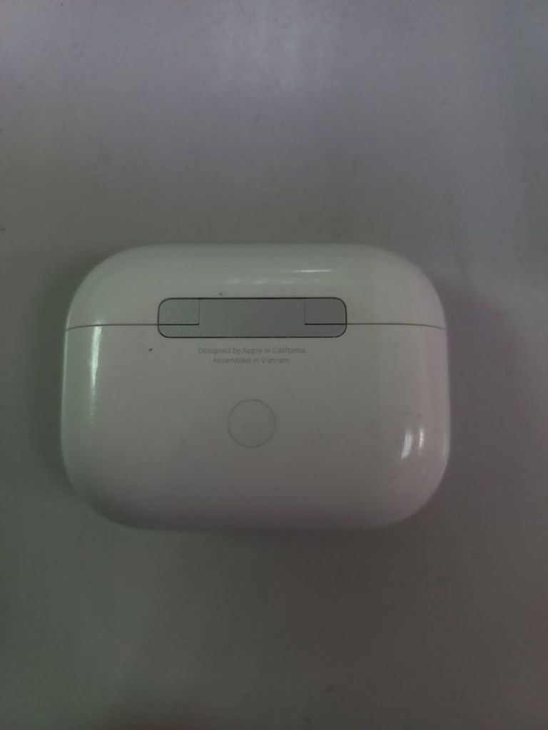 Оголошення Apple airpods pro 2nd generation with magsafe charging case usb-c Б/У