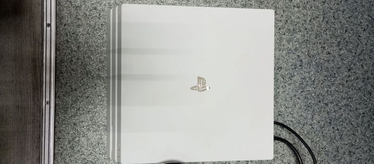 Оголошення Sony playstation 4 pro Б/У