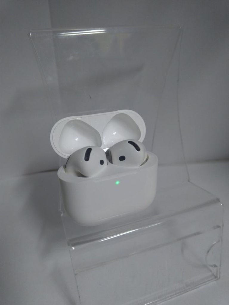 Купити Apple airpods 4 Б/У