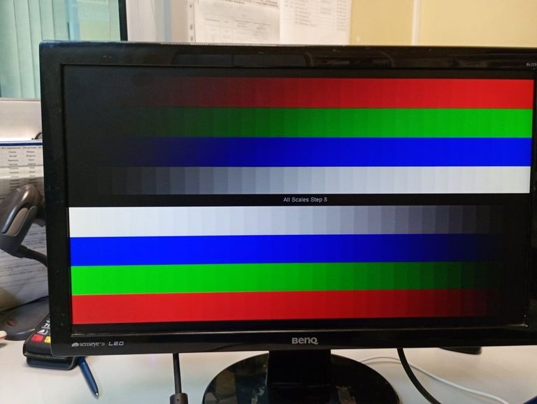 Дешево Benq gl2250-t з ломбарду