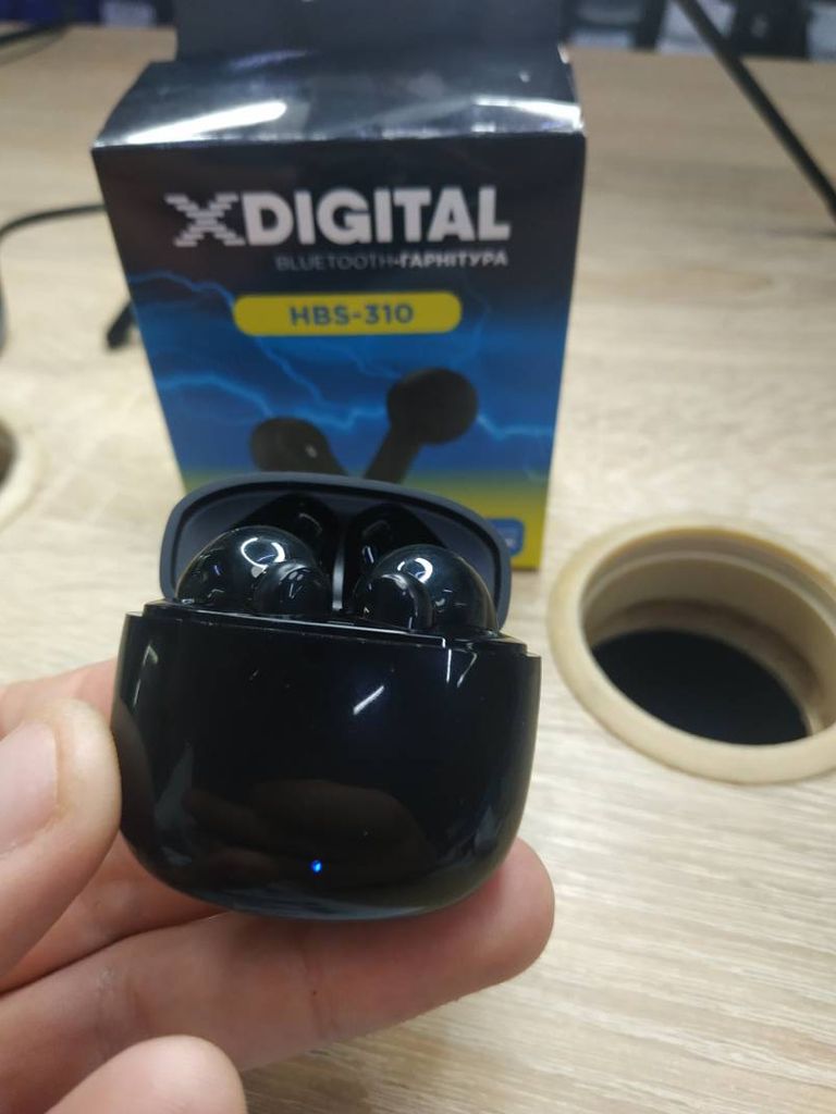 Дешево X-digital HBS-310 Black з ломбарду