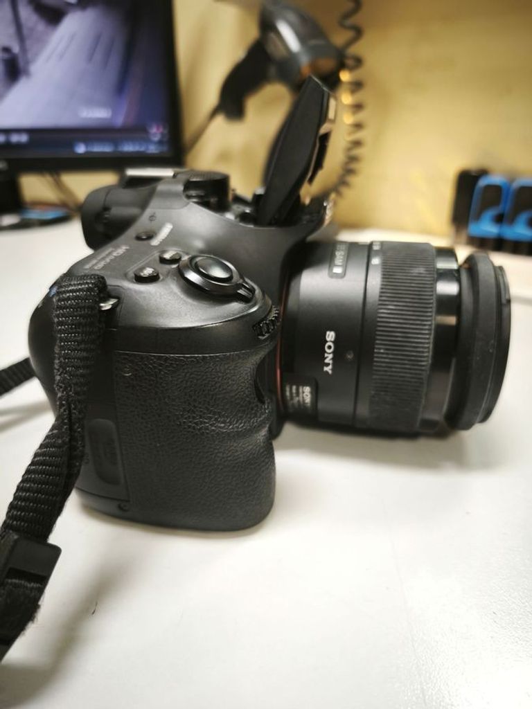 Дешево Sony alpha slt-a58 / dt sam ii 18-55mm з ломбарду