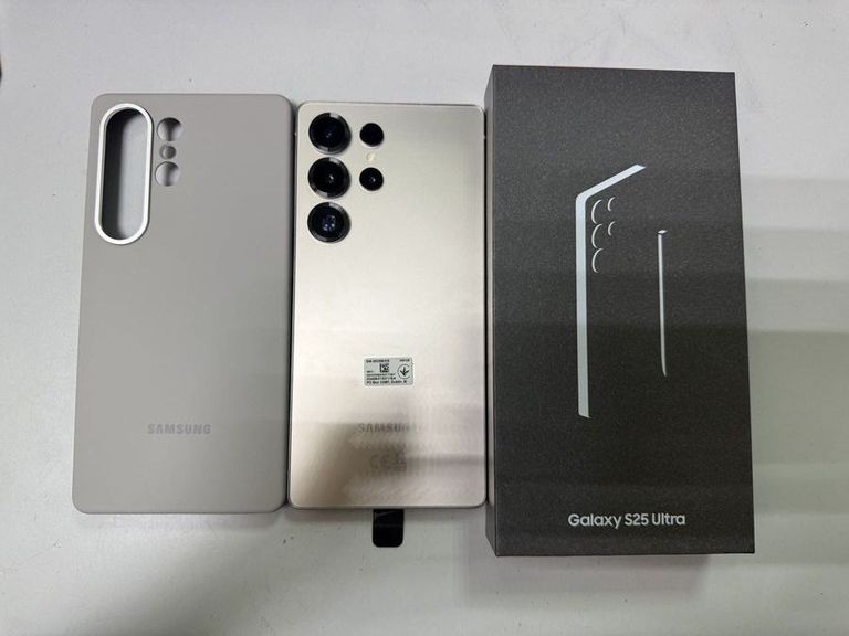 Купить Samsung galaxy s25 ultra 12/512gb Б/У