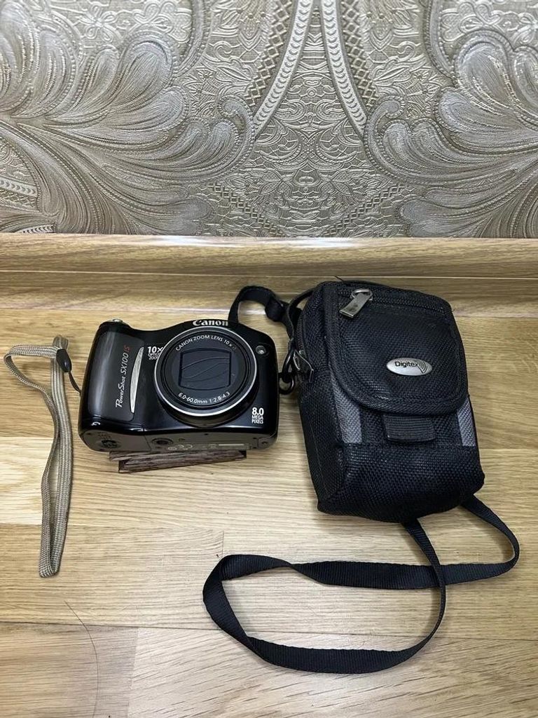 Купити Canon PowerShot SX100 IS Black Б/У