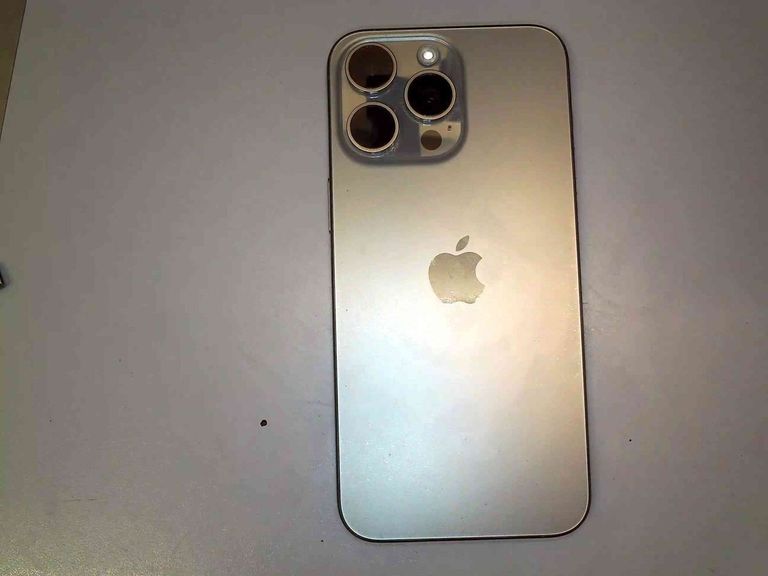 Купити Apple iphone 15 pro max 256gb Б/У