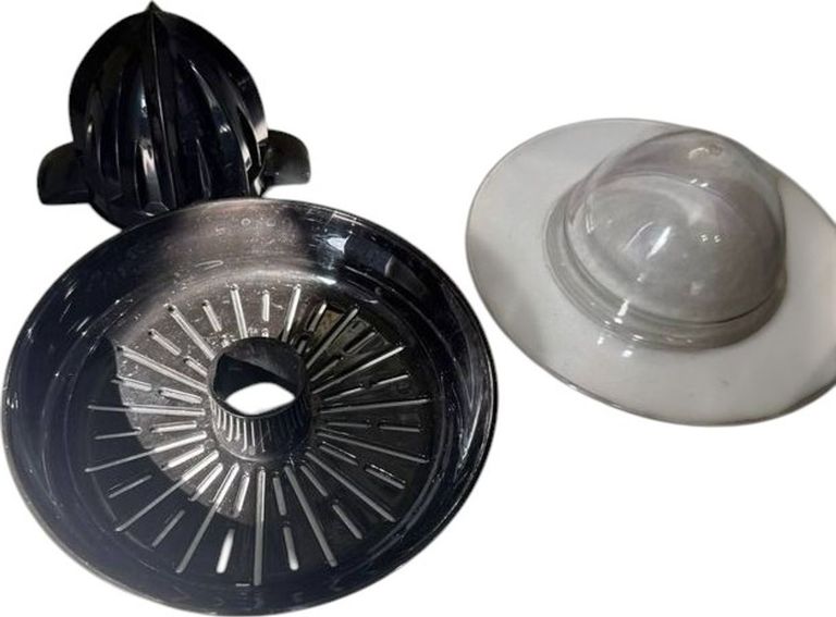 Дешиво Russell hobbs Classics Citrus Press (22760-56) с ломбарда